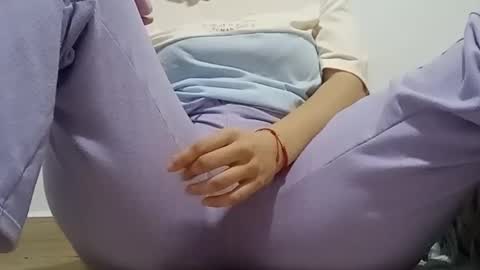 Annie online show from January 10, 6:24 pm