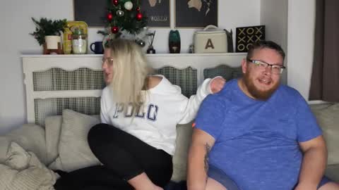 Ava online show from December 21, 8:37 pm