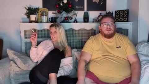 Ava online show from December 19, 11:44 pm