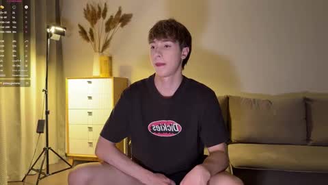 sunshinealex online show from October 2, 2:32 am