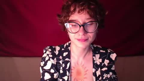 Snapshot of sunshinehella chatting on September 11, 1:12 pm Hella online show from September 11, 1:12 pm