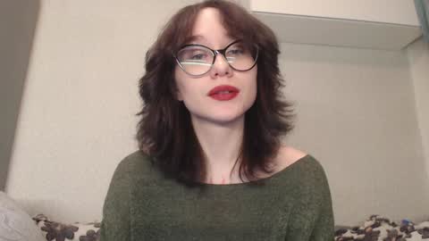 Snapshot of sunshinehella chatting on January 26, 11:06 am Hella online show from January 26, 11:06 am