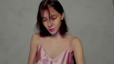 Una online show from December 22, 11:33 pm