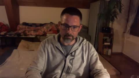 supersquirrel81 online show from January 18, 5:55 pm