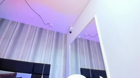 llllSupra llll online show from March 31, 9:04 pm