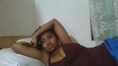 surbelle online show from March 10, 2:32 pm