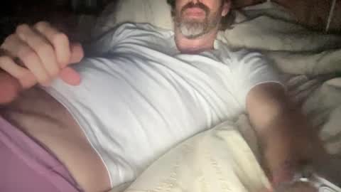 Snapshot of surfguy82 chatting on December 4, 3:42 am SurfGuy82 online show from December 4, 3:42 am