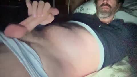 Snapshot of surfguy82 chatting on January 28, 5:00 am SurfGuy82 online show from January 28, 5:00 am