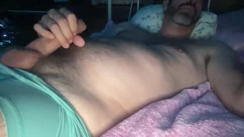 Snapshot of surfguy82 chatting on September 17, 5:11 am SurfGuy82 online show from September 17, 5:11 am