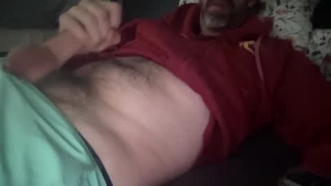 Snapshot of surfguy82 chatting on December 6, 10:13 pm SurfGuy82 online show from December 6, 10:13 pm