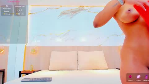 Susan online show from January 8, 12:00 pm