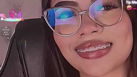 susan_voltaire online show from April 23, 1:24 pm