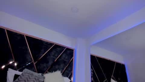 Snapshot of susanahenao chatting on March 5, 8:32 pm susanahenao online show from March 5, 8:32 pm