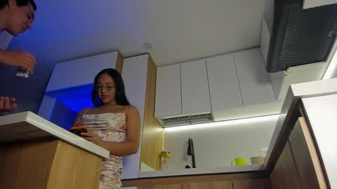 susanclarck online show from October 14, 5:32 am