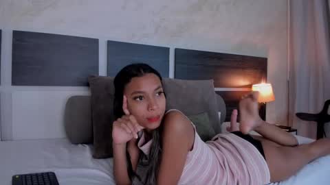 Snapshot of susanna_cute chatting on September 19, 12:53 pm susanna_cute online show from September 19, 12:53 pm