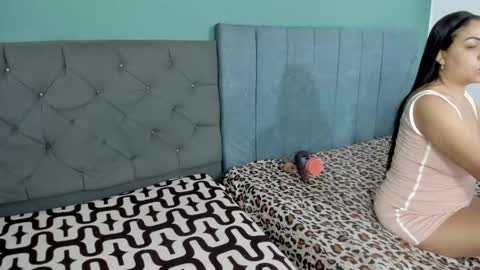 sussann online show from April 17, 12:29 pm