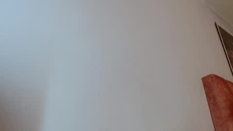 sussy leon online show from November 6, 1:25 pm