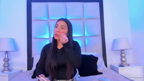 sussyfoxx_ online show from February 11, 12:09 pm