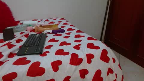 suzan_30 online show from December 20, 10:17 pm