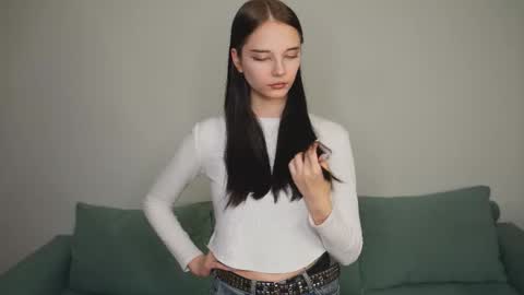 Sena online show from December 5, 7:33 pm