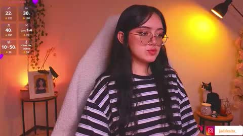 Snapshot of suzumi_ chatting on October 14, 7:11 am Jadde online show from October 14, 7:11 am