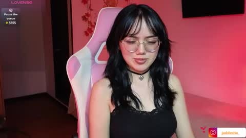Snapshot of suzumi_ chatting on December 3, 5:15 am Jadde online show from December 3, 5:15 am