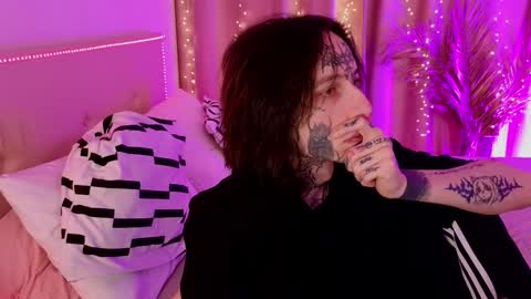 Eric online show from March 25, 4:03 pm