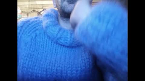 sweaterboy666 online show from November 6, 2:47 am