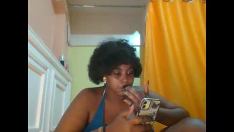 Snapshot of sweet52537 chatting on October 16, 6:40 pm sweet52537 online show from October 16, 6:40 pm