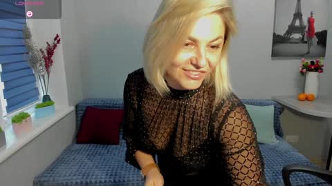 Snapshot of sweet___margaret chatting on December 31, 12:46 pm Margaret online show from December 31, 12:46 pm