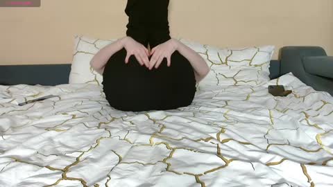 BredEmiliya online show from January 31, 6:57 pm