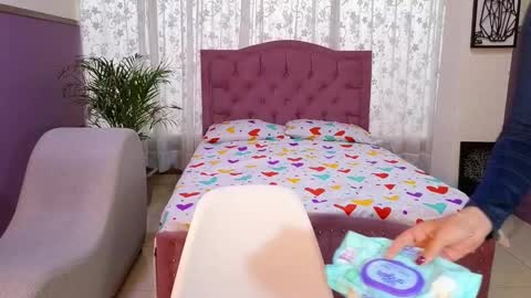 Snapshot of sweet_ahinara chatting on September 24, 9:43 pm sweet_ahinara online show from September 24, 9:43 pm
