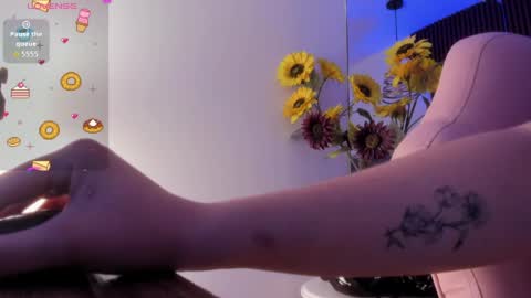 Alice online show from April 10, 7:40 pm