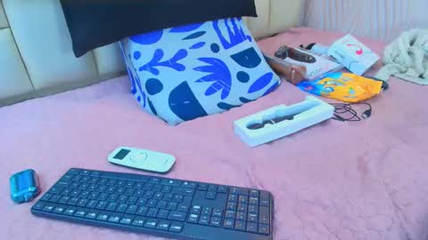 Snapshot of sweet_amye chatting on October 11, 7:06 pm Amye online show from October 11, 7:06 pm