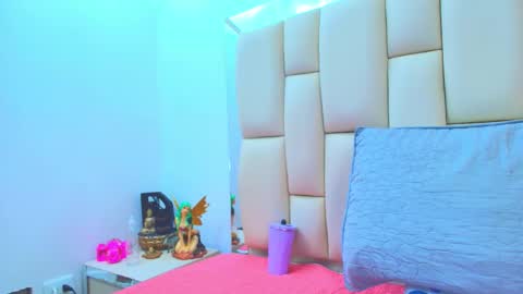 Snapshot of sweet_amye chatting on October 21, 7:17 pm Amye online show from October 21, 7:17 pm