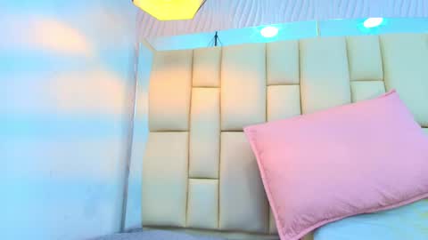 Snapshot of sweet_amye chatting on October 6, 7:31 pm Amye online show from October 6, 7:31 pm