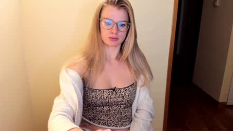 Ann - your sweet girl online show from January 7, 11:45 pm