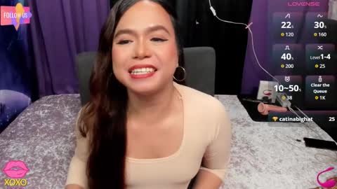 Snapshot of sweet_asiants_4u chatting on October 12, 2:15 am izza izzasweet online show from October 12, 2:15 am