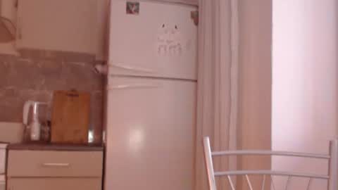 Kate and Erica online show from November 6, 9:34 am