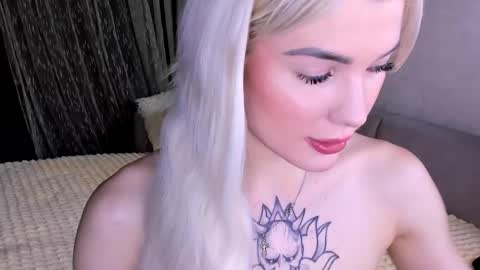 Alice online show from March 14, 4:33 pm