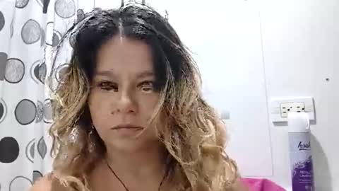 Bella Valery online show from April 18, 2:41 pm