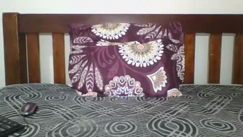 Snapshot of sweet_blackberry93 chatting on March 10, 10:45 pm bella online show from March 10, 10:45 pm