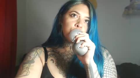 Snapshot of sweet_bubblee chatting on September 16, 1:18 am Bubbles online show from September 16, 1:18 am