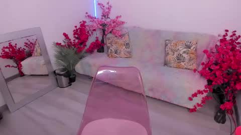 IM Dani online show from September 25, 8:05 pm