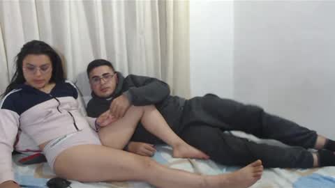 sweet_fantasy_couple online show from January 19, 12:49 am