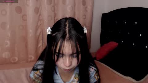 Snapshot of sweet_hannaah chatting on October 2, 9:52 am Hannah online show from October 2, 9:52 am