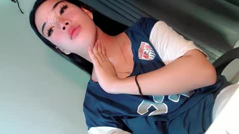 sweet_katrina69 online show from January 19, 12:53 am