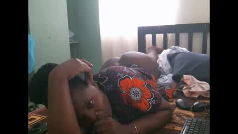 Snapshot of sweet_lilianah chatting on February 17, 3:22 pm sweet_lilianah online show from February 17, 3:22 pm