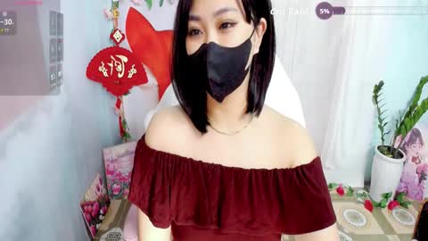 Lily online show from February 6, 9:50 pm