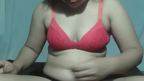 sweet_lily0613 online show from March 5, 11:17 am